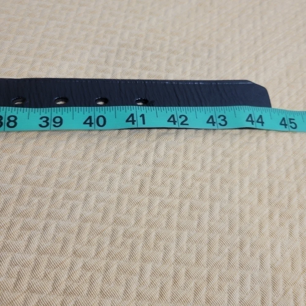 Fossil men's black leather belt size L 44.5in length